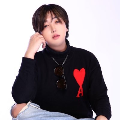 atom_start's profile picture. ミナミ