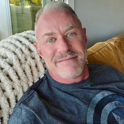 Edw86659Edward's profile picture. 