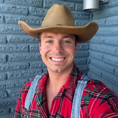 andrew_garnica_'s profile picture. God fearing, American patriot