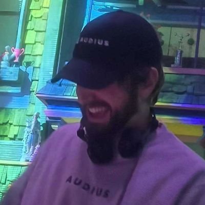 rickyrombo's profile picture. I make music sometimes.