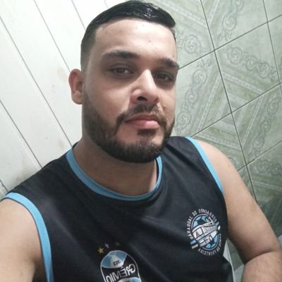 Conta criada para expressar as minhas opiniƵes, GaĆŗcho com muito orgulho, Gremista FanĆ”tico šŖšŖ amo a minha famĆlia š, o futuro Ć Deus pertence šš¤