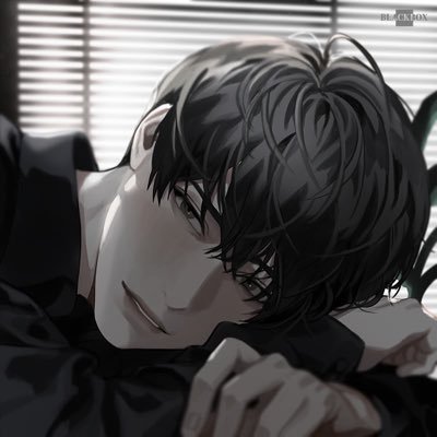 Yutakaaami's profile picture. 49% 51%