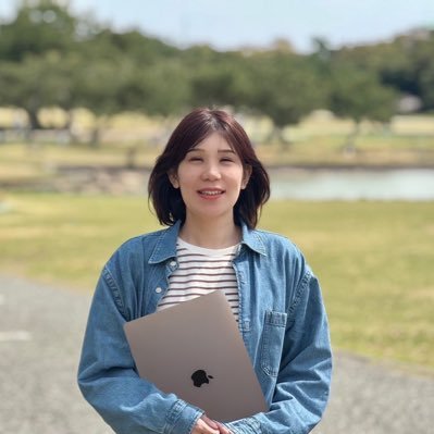 shiraae_design's profile picture. 福岡市在住のWEBデザイナー🐶 LP /HP 30,000円〜|バナー /サムネイル /LINEリッチメニュー 1枚1,500円〜|チラシ|名刺等制作いたします。ご依頼&ご相談はお気軽にDMよりお問い合わせください。ポートフォリオ→ https://t.co/qbzmn6wrML