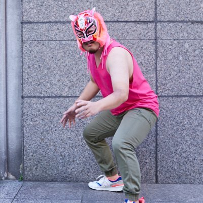 「御社の課題にラリアット!!」でおなじみ、PCAの公認(?)キャラクター「サブスクマスク」です!!よろしくおねがいしマスク!!