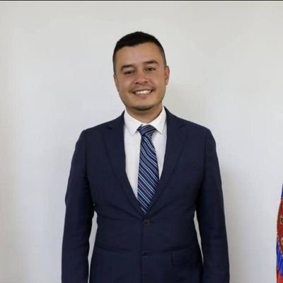 🌽Edil de RafaelUribeUribe🥑PactoHistóricoMais.Lic. en Educación Física-Estudiante Mg en Educación UPN.Becario2012 enUnivates🇧🇷
#AntiUribistaSigueAntiUribista