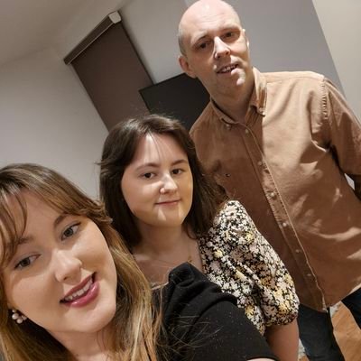 darrengilfoyle's profile picture. Dad to 2 ace daughters, Wednesday fan and professional supernoodles maker 😁