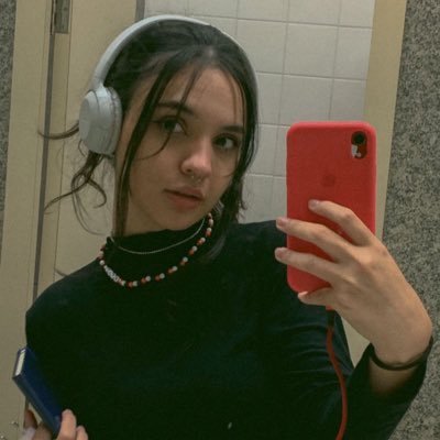 jwnniszv's profile picture. 