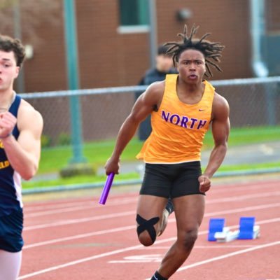 Treylin Bell | class of 2028 RB/LB height 5/11 175 high school north kitsap Vikings | WA CURRENT GPA 3.2 #studentathlete #Grindseasons 100m 11.1 200 22.8