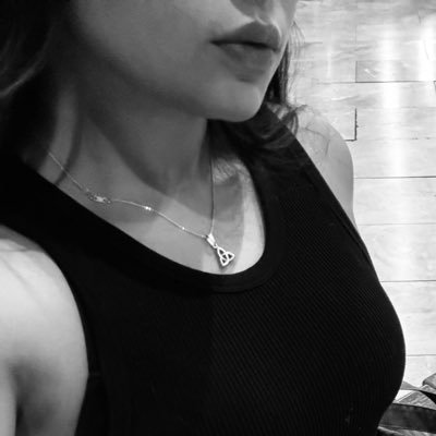 nathzirygodinam's profile picture. Law student Facebook📩Nathziry Moreno⏩ Instagram🎞️nathzirymoreno