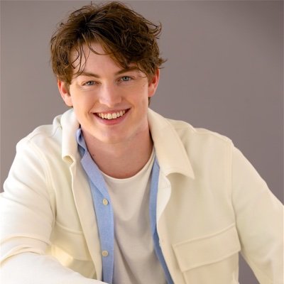 Actor & Student
Yellowstone=Young Rip
American Horror Stories=Quinn
Sydney to the Max=Rusty
Blended=Drew Barrymore's son, Tyler
Grey's Anatomy=Ethan