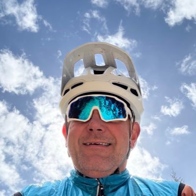 JudeWhitford's profile picture. Master AI before AI masters you!