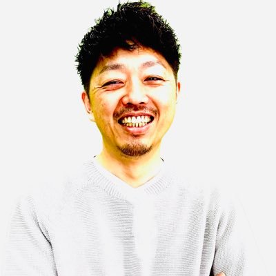①テクノロジーを活用してケア現場の労働生産性を高める。 ②高齢者や障がい者の主体性を尊重して、プロ意識を持ちながら頑張るケアワーカーが高い報酬を得られるようにする。
