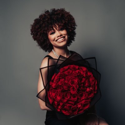 Domi2_'s profile picture. 