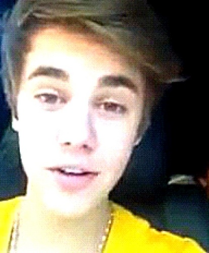 Oi eu amo o Jastin Biber e vc ?
aaah tbm ? é noix segue ai manola. Since:08.09.10