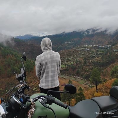 neeraj_kum5916's profile picture. 🌐 BCA Student | HTML, CSS,  JS | Learning React.