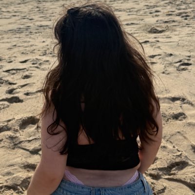 valenotfounddd's profile picture. i love my husband and tequila 😵‍💫🫶🏼