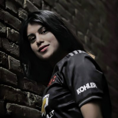 MUFC♥️ RJ@himalayafmnetwork 📻️ News Anchor @JanataTelevision 📺️ Program Host @weplaynepal News Writer 🗞️ Journalist @ap1hd