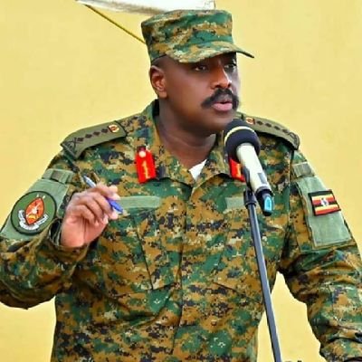 thaddiusbyaru's profile picture. 