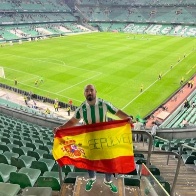 BETIS-PIZZA CON PIÑA-BETIS IN THAT ORDER