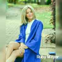 eyeruby_69's profile picture. anger with an e