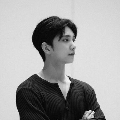 random me xixixi

(carat, myday, villains)