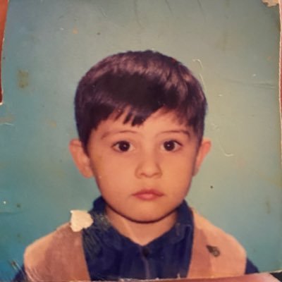 Kurgu değiliz ama burada bahsi geçen kişi ve kuruluşlar hayal kırıklığı ürünüdür. İşime gelmeyen her kavramın başına -a takıp keyfime bakacağım. (bknz:Apolitik)