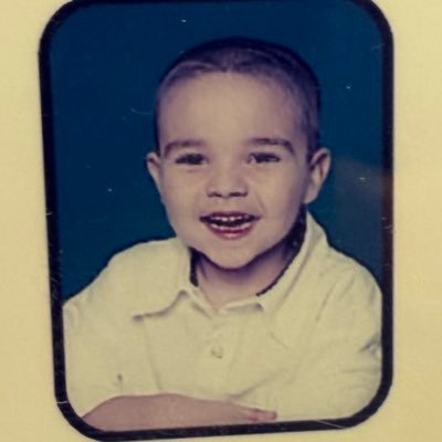 mavgordon98's profile picture. hehe