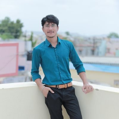 राष्ट्र सर्वोपरि 🇮🇳
✨️ Software Engineer
✨️ Businessman