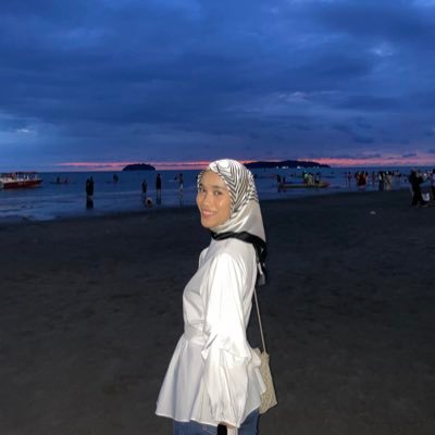 srdshhn's profile picture. Nothing here