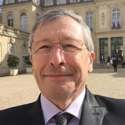 Ironie sciences,numérique, épidémies, judo, avions, montagne, #serielelacdesrousses instagram, météo, ex marieur à Rouen @jlgervaise.bsky.social
