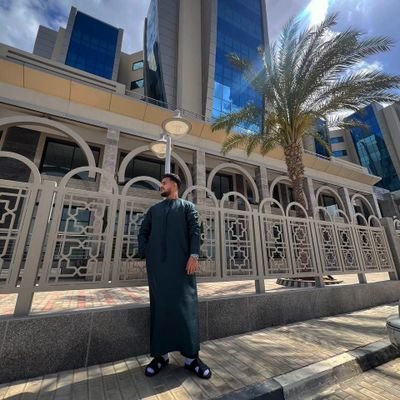 طالب ف كلية الإقتصاد قسم العلوم السياسية 🔥
AlNASSER LY SC 💚🤍
FC Barcelona 💙❤️