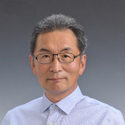 農家。
コメ作ったり、牛育てたり、本書いたり……。