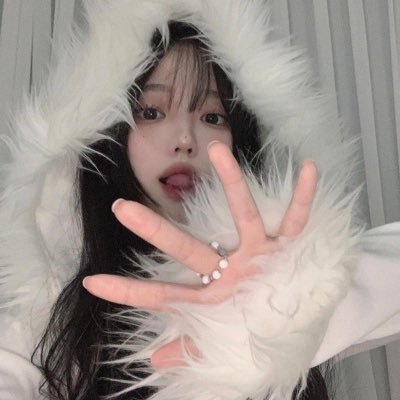 sinon___jikook's profile picture. 釜山の王子達を推してます(グクミンの眉毛ペン