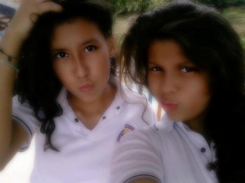 Fernanda9808's profile picture. Amigos verdaderos? uno de cada cien.