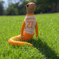 Uncle Worm (@wormwarner) 's Twitter Profile