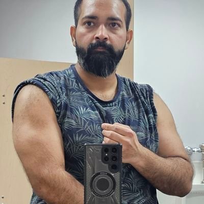 UtsavChawda's profile picture. भारतीय; देशभक्त; अंधभक्त; हिंदू; हिंदूवादी; Right Wing; हिंदुस्तानी; भगवाधारी; रामभक्त और भी बहोत नाम है हमारे।