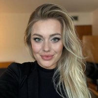 Sophia (@sophia76869) 's Twitter Profile