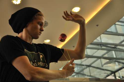 C3yoyoDesign Team member, Yoyo Performer