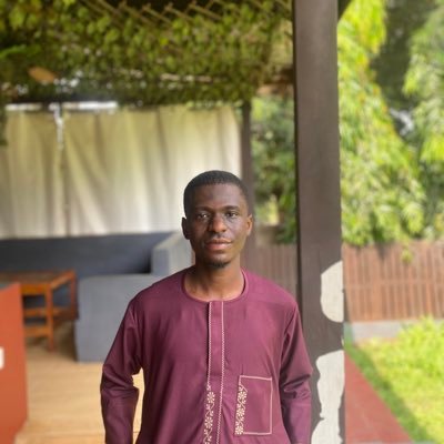 Graduate of Biochemistry|Data enthusiast|science -tech enthusiast| Giving back to society is #aim# |laptop business |chelsea|