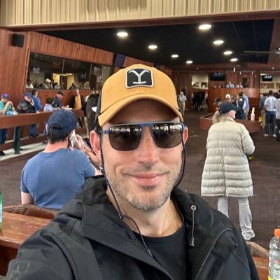 CarlosLUzcategu's profile picture. 