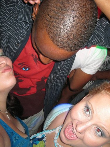 PerisSaveUrFlag's profile picture. I walked one thousand miles to find one river of Peace... And I'd walk one million more to find what this shit means! #TeamHowardAlum #TaughtForChina! ;-)