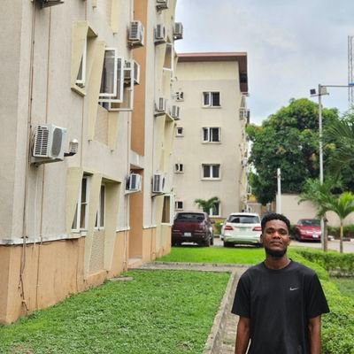 elvivx_'s profile picture. GRACE 😇| Self-taught Frontend Dev | React & UX Enthusiast | Crafting Joyful Web Experiences |  Building intuitive UI's