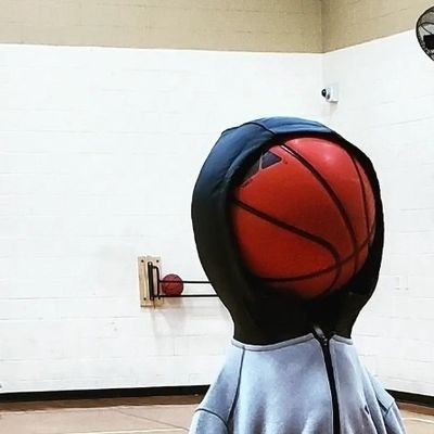 757
Norfolk Academy c/o 2029
4.0 GPA and 5'11 GUARD