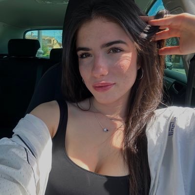 vickibicc's profile picture. 🫀