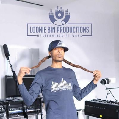 Artist/Producer/Videographer/Photographer/Content Creator/ Entrepreneur
https://t.co/fwc7Itc8Cj
https://t.co/8DkIjf0d8z