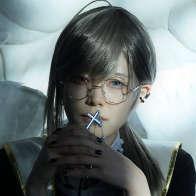 aonyat_46's profile picture. 成人済み。あおな(@aona_0312)の🌈🕒とV。モチーフアクセを作ったりコスプレをしたりカメラをしたり！！