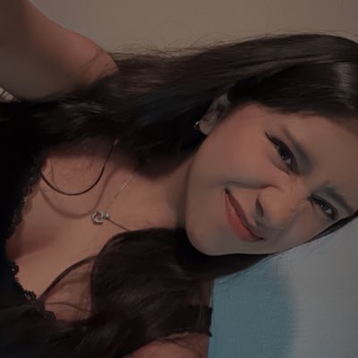 whosf4b1's profile picture. 