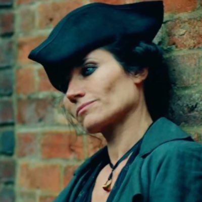 lanfear and liandrin apologist. metalhead in disguise. (she/her, 30s)