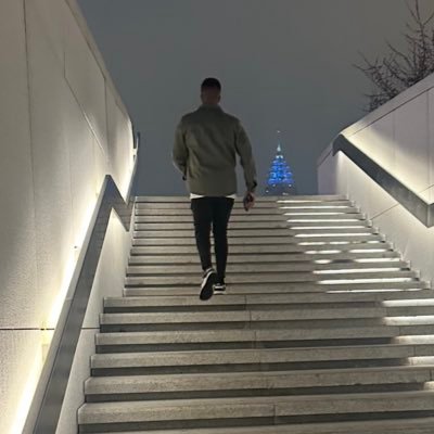 dl_ferrar0's profile picture. 