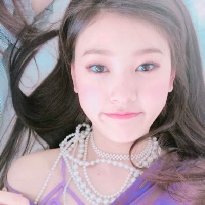 YUTAlktewmuch's profile picture. your grandmama the baby